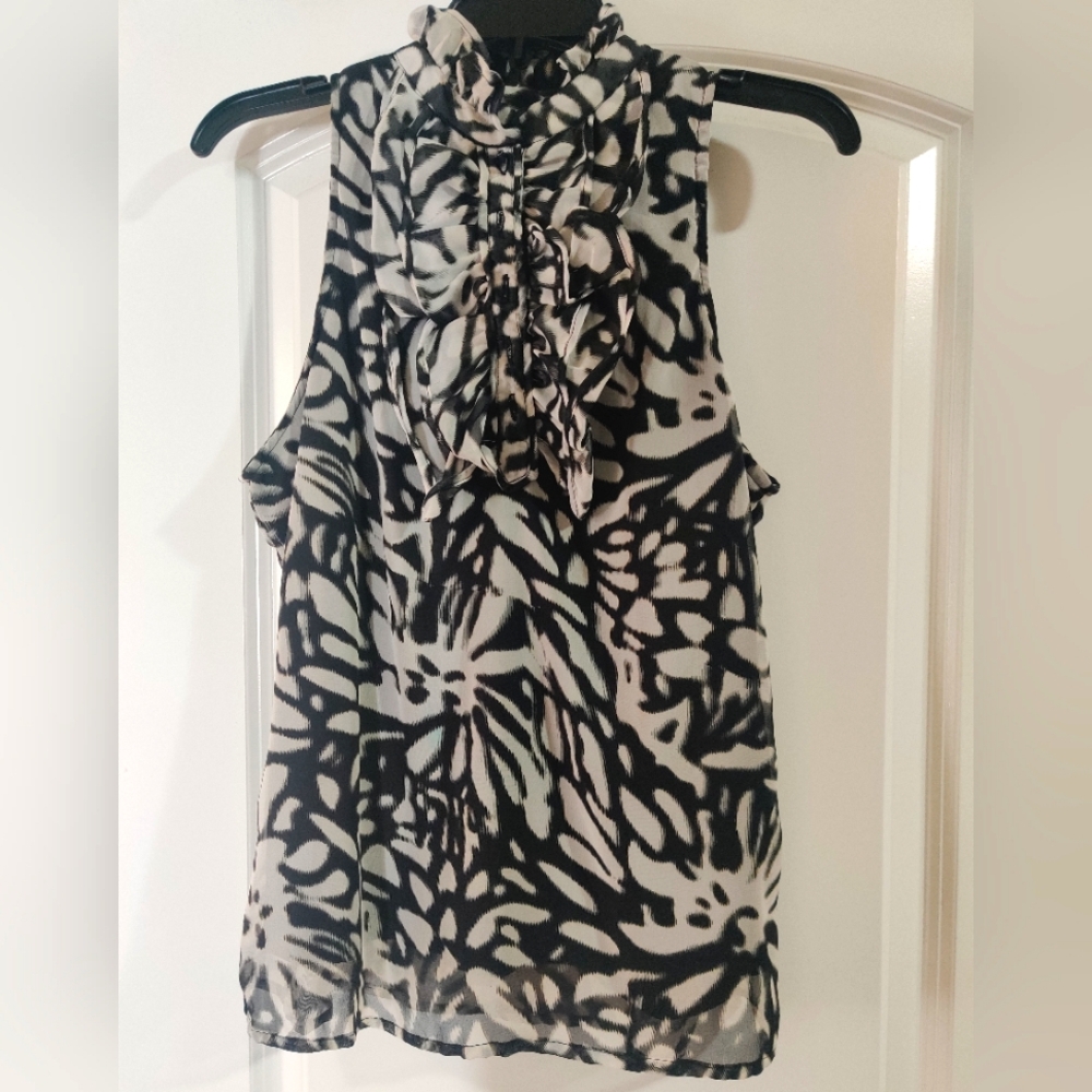 Discovery Clothing Ruffle Button Up Collar Blouse, Size L